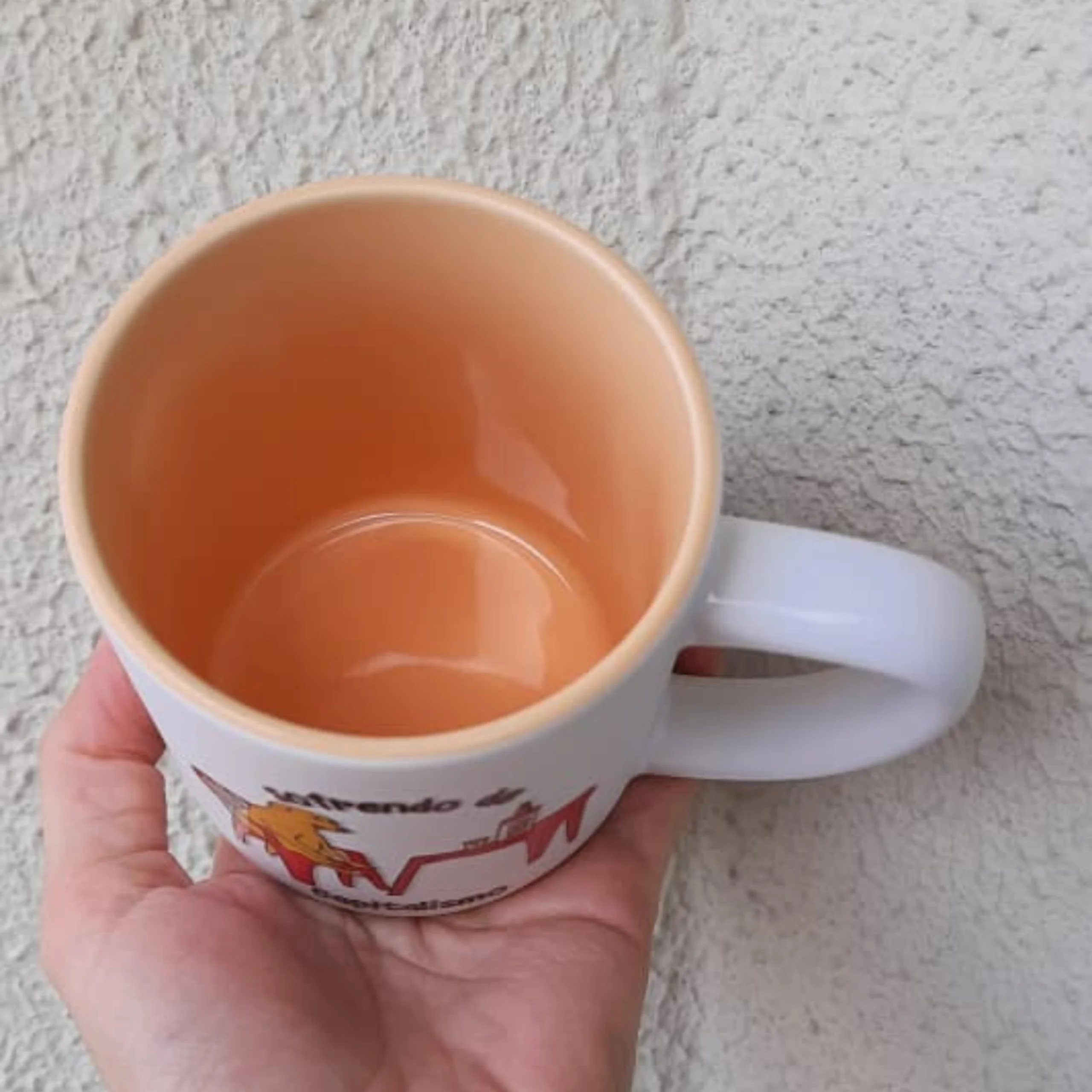 Caneca de Cerâmica Sofrendo de capitalismo - Imagem 2